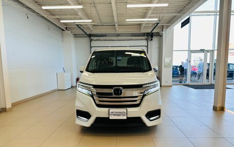 Honda Stepwgn IV, 2017 год, 1 999 000 рублей, 9 фотография