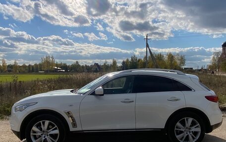Infiniti QX70, 2013 год, 1 845 000 рублей, 5 фотография