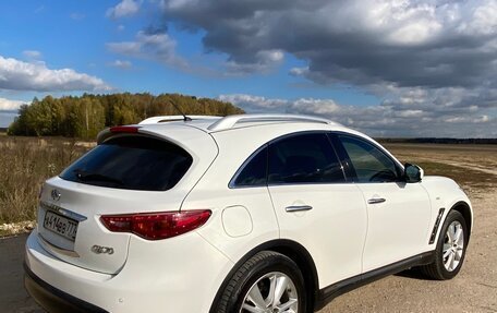 Infiniti QX70, 2013 год, 1 845 000 рублей, 3 фотография