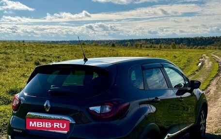 Renault Kaptur I рестайлинг, 2018 год, 1 400 000 рублей, 3 фотография