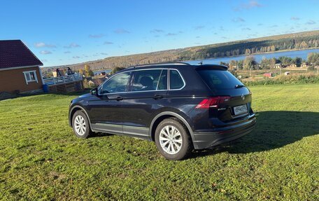 Volkswagen Tiguan II, 2018 год, 2 450 000 рублей, 12 фотография