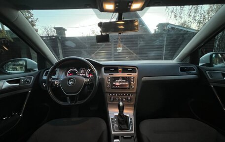 Volkswagen Golf VII, 2015 год, 1 390 000 рублей, 9 фотография