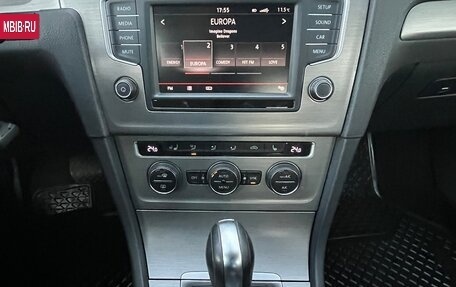 Volkswagen Golf VII, 2015 год, 1 390 000 рублей, 10 фотография