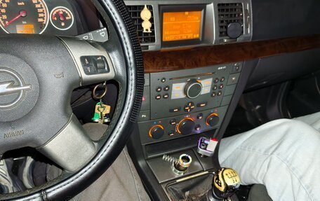 Opel Vectra C рестайлинг, 2004 год, 265 000 рублей, 14 фотография