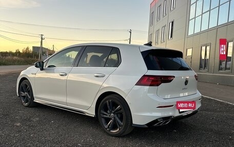 Volkswagen Golf VIII, 2022 год, 2 550 000 рублей, 2 фотография