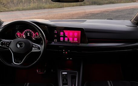 Volkswagen Golf VIII, 2022 год, 2 550 000 рублей, 16 фотография