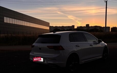 Volkswagen Golf VIII, 2022 год, 2 550 000 рублей, 15 фотография