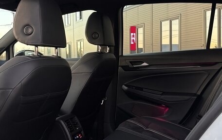 Volkswagen Golf VIII, 2022 год, 2 550 000 рублей, 10 фотография