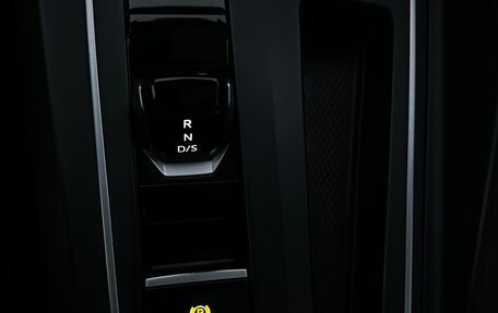 Volkswagen Golf VIII, 2022 год, 2 550 000 рублей, 21 фотография