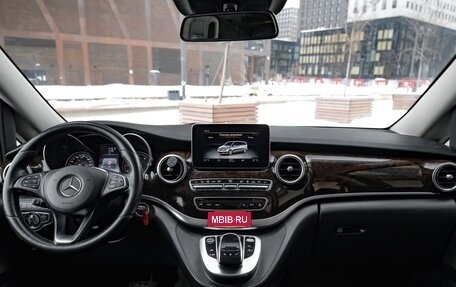 Mercedes-Benz V-Класс, 2016 год, 3 850 000 рублей, 13 фотография