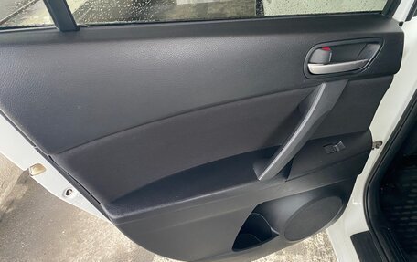 Mazda 3, 2010 год, 950 000 рублей, 18 фотография