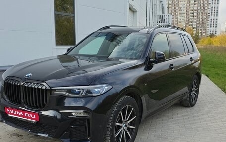 BMW X7, 2019 год, 7 700 000 рублей, 16 фотография