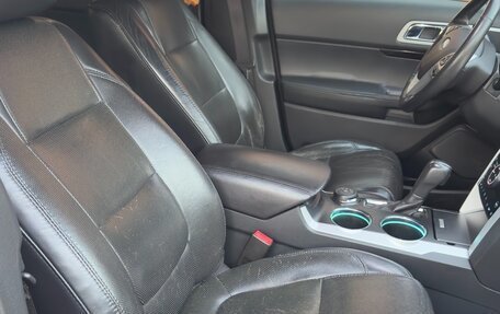 Ford Explorer VI, 2013 год, 1 895 000 рублей, 14 фотография