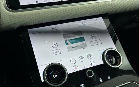 Land Rover Range Rover Velar I, 2018 год, 3 599 000 рублей, 13 фотография