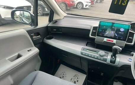 Honda Freed I, 2008 год, 899 000 рублей, 17 фотография