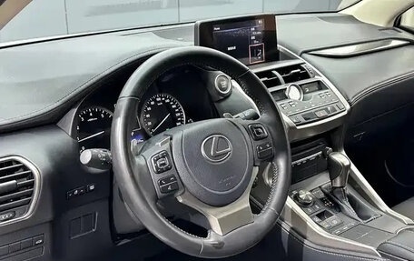 Lexus NX I, 2020 год, 2 950 000 рублей, 10 фотография