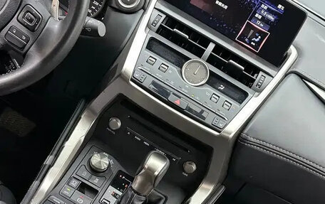 Lexus NX I, 2020 год, 2 950 000 рублей, 18 фотография