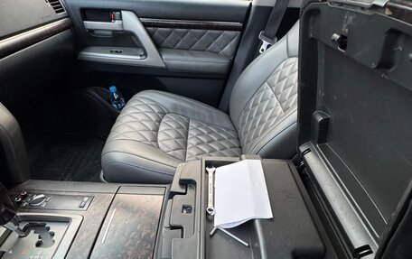 Toyota Land Cruiser 200, 2008 год, 2 822 000 рублей, 17 фотография