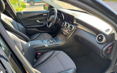 Mercedes-Benz C-Класс, 2019 год, 2 440 000 рублей, 14 фотография