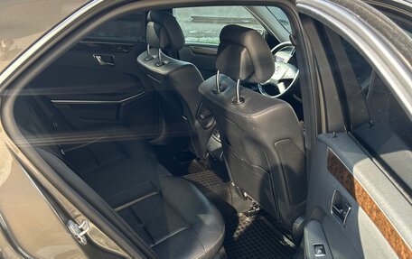 Mercedes-Benz E-Класс, 2010 год, 1 450 000 рублей, 3 фотография