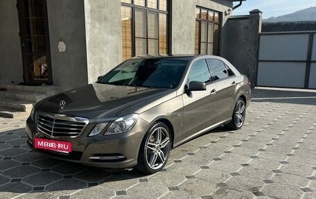 Mercedes-Benz E-Класс, 2010 год, 1 450 000 рублей, 8 фотография