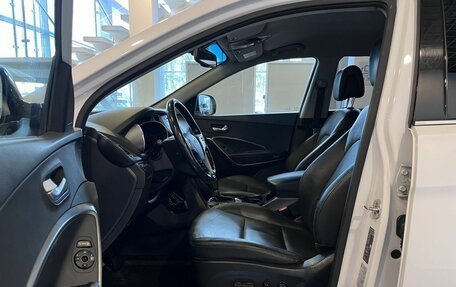 Hyundai Santa Fe III рестайлинг, 2017 год, 2 450 000 рублей, 16 фотография