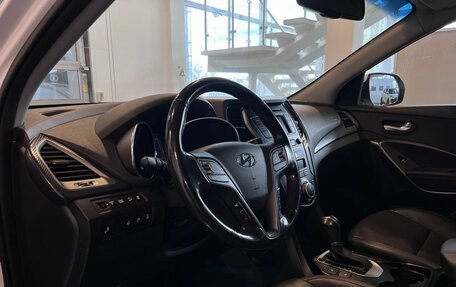 Hyundai Santa Fe III рестайлинг, 2017 год, 2 450 000 рублей, 22 фотография