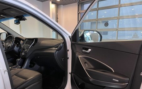Hyundai Santa Fe III рестайлинг, 2017 год, 2 450 000 рублей, 26 фотография