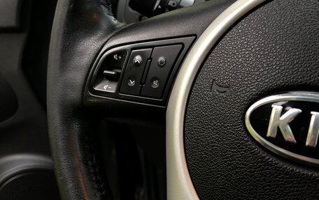 KIA Venga I, 2012 год, 880 000 рублей, 18 фотография