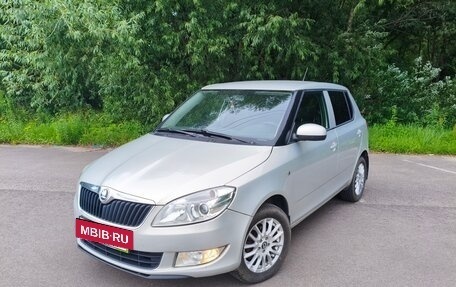 Skoda Fabia II, 2013 год, 630 000 рублей, 2 фотография