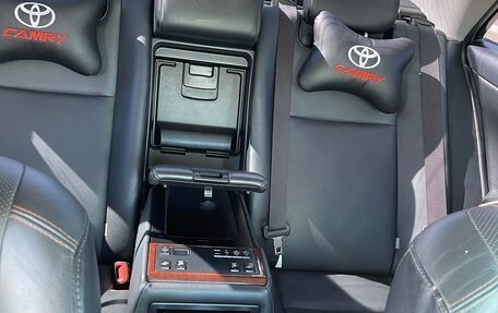 Toyota Camry, 2012 год, 1 700 000 рублей, 13 фотография
