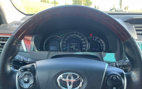 Toyota Camry, 2012 год, 1 700 000 рублей, 21 фотография