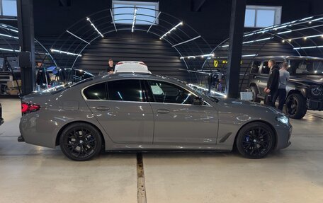 BMW 5 серия, 2022 год, 4 900 000 рублей, 4 фотография