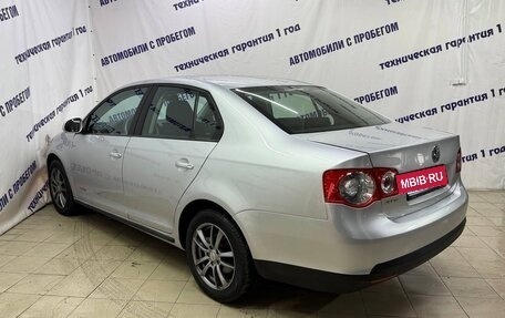 Volkswagen Jetta VI, 2010 год, 580 000 рублей, 4 фотография