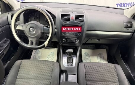 Volkswagen Jetta VI, 2010 год, 580 000 рублей, 9 фотография
