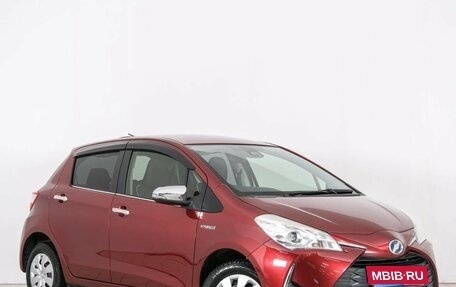 Toyota Vitz, 2017 год, 979 000 рублей, 2 фотография
