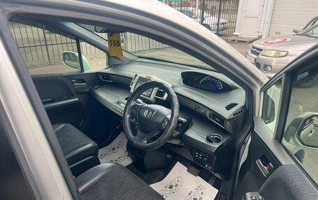 Honda Freed I, 2011 год, 1 299 000 рублей, 13 фотография