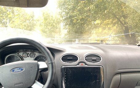 Ford Focus II рестайлинг, 2010 год, 320 000 рублей, 2 фотография
