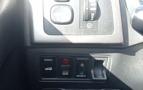 Pontiac Vibe II, 2004 год, 300 000 рублей, 13 фотография