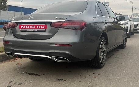 Mercedes-Benz E-Класс, 2021 год, 3 750 000 рублей, 4 фотография