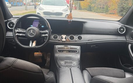 Mercedes-Benz E-Класс, 2021 год, 3 750 000 рублей, 9 фотография