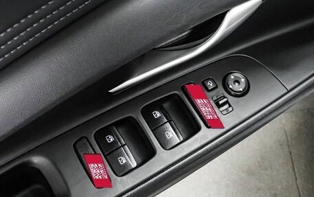 Hyundai Elantra, 2023 год, 1 999 000 рублей, 19 фотография