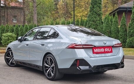 BMW 5 серия, 2024 год, 7 790 000 рублей, 6 фотография