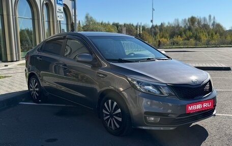 KIA Rio III рестайлинг, 2015 год, 888 000 рублей, 3 фотография