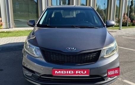 KIA Rio III рестайлинг, 2015 год, 888 000 рублей, 2 фотография