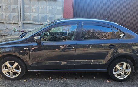 Volkswagen Polo VI (EU Market), 2011 год, 430 000 рублей, 4 фотография