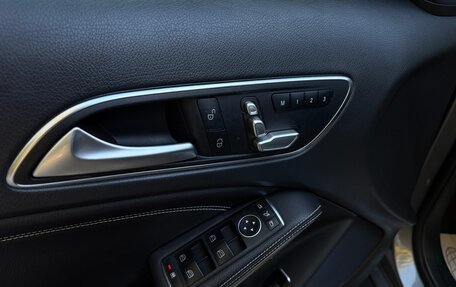 Mercedes-Benz GLA, 2018 год, 1 950 000 рублей, 7 фотография