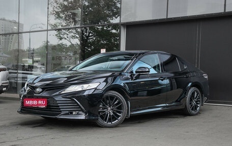 Toyota Camry, 2022 год, 3 950 000 рублей, 1 фотография
