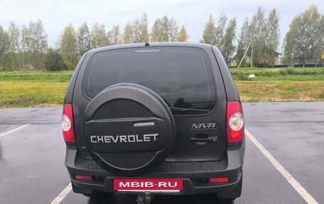 Chevrolet Niva I рестайлинг, 2016 год, 665 000 рублей, 5 фотография