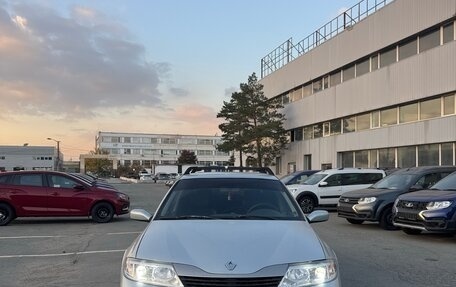 Renault Laguna II, 2001 год, 250 000 рублей, 2 фотография